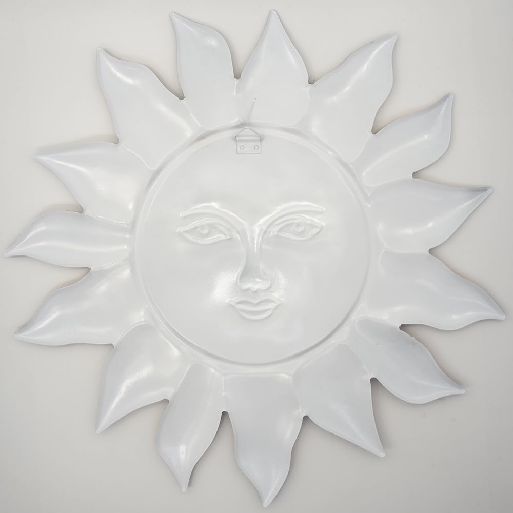 Daogtc fence-friendly sun ornament brightens yards and porches.