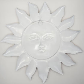 Daogtc fence-friendly sun ornament brightens yards and porches.