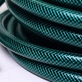 Darnassus hose assembly with rubber washer ensuring leak prevention