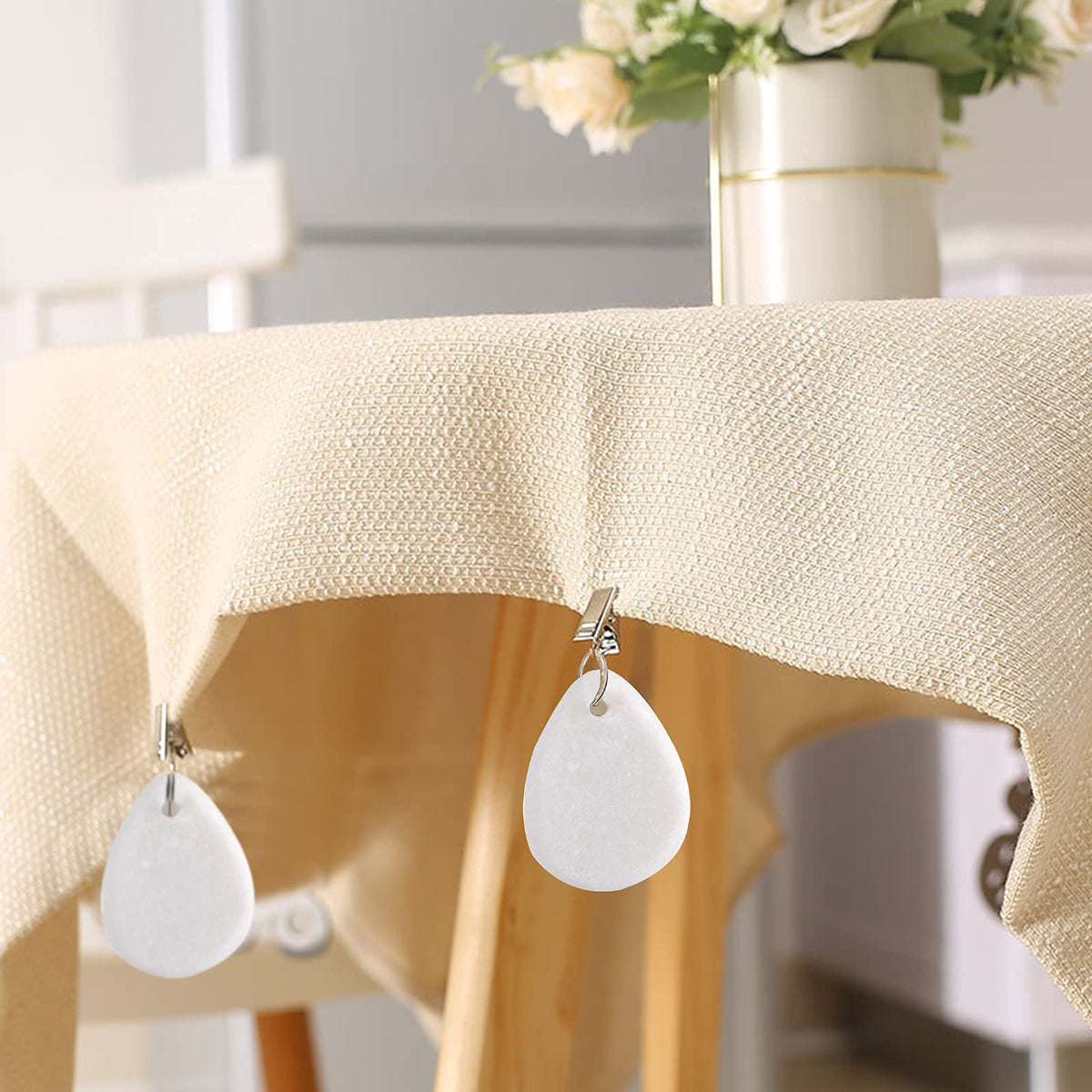 DEAYOU marble weights used for curtains and tablecloths during garden celebrations.