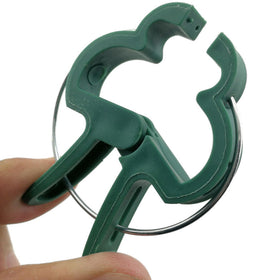 Delphinus clip design highlighting easy one-hand operation during installation