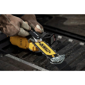 DEWALT 3Ah battery included for immediate pruning tasks.