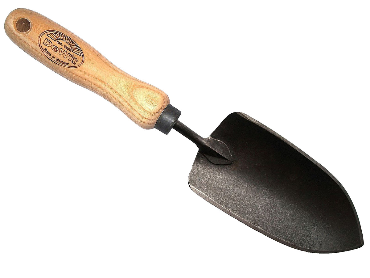 DeWit Tierra forged hand trowel close-up of sharpened blade for easy digging