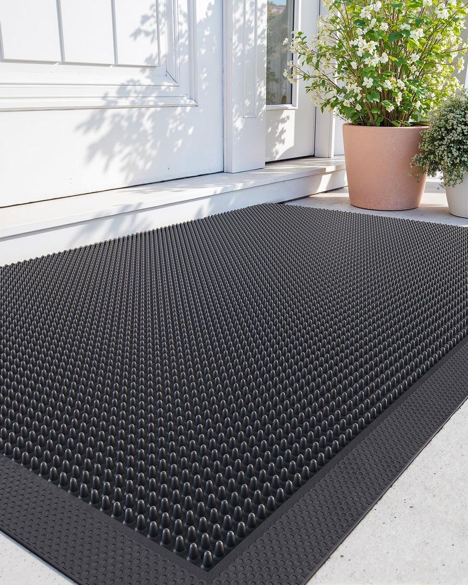 DEXI front-door mat 24x36 with texture to trap dirt