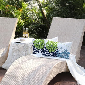 DFXSZ outdoor pillow cover close-up with waterproof coating beads water