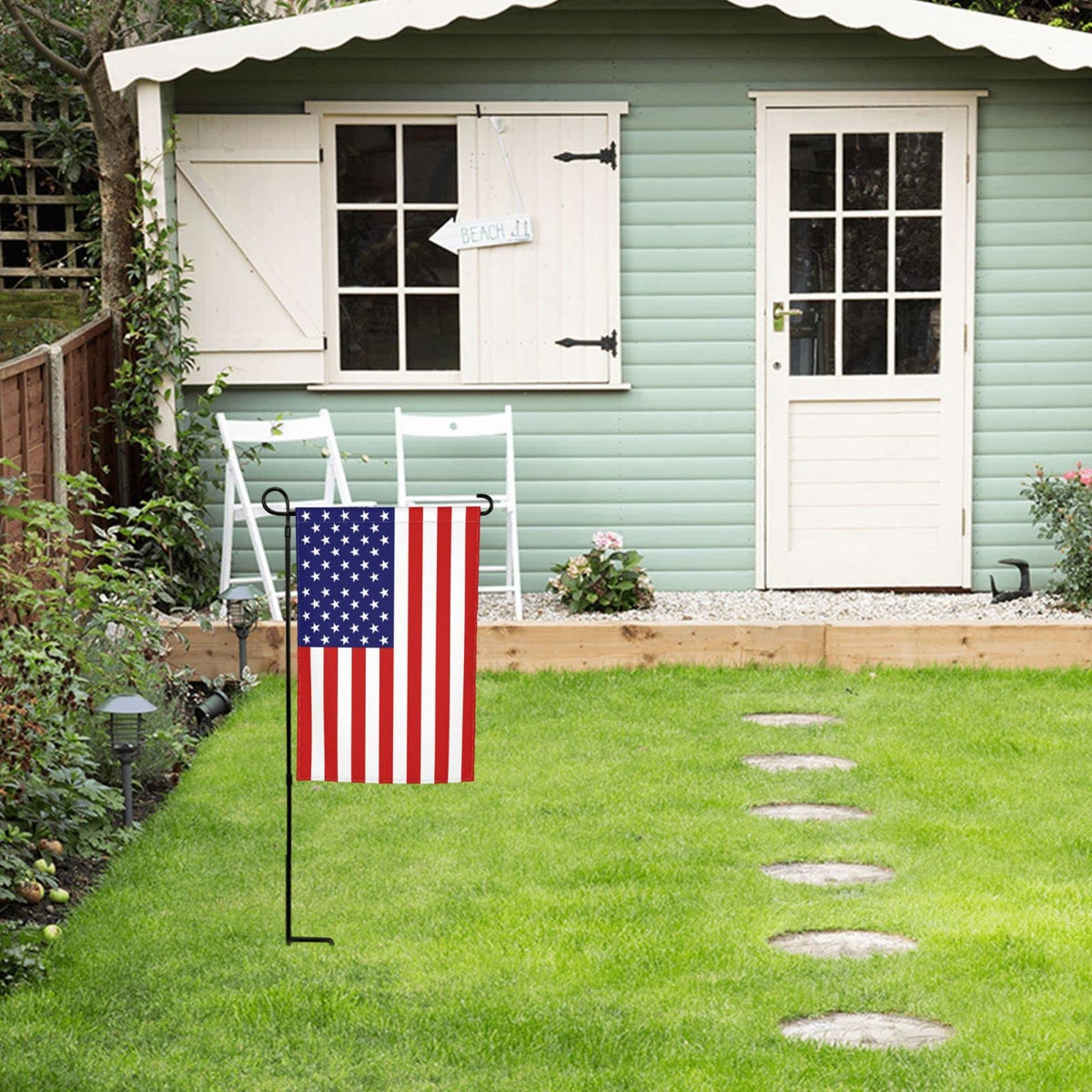 DGFhk sturdy outdoor flag withstands breeze with graceful flutter