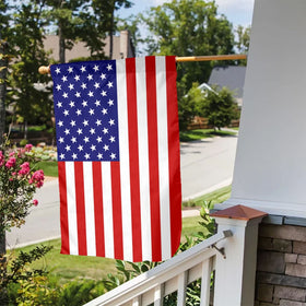 DGFhk flag on yard stake enables quick patriotic decoration