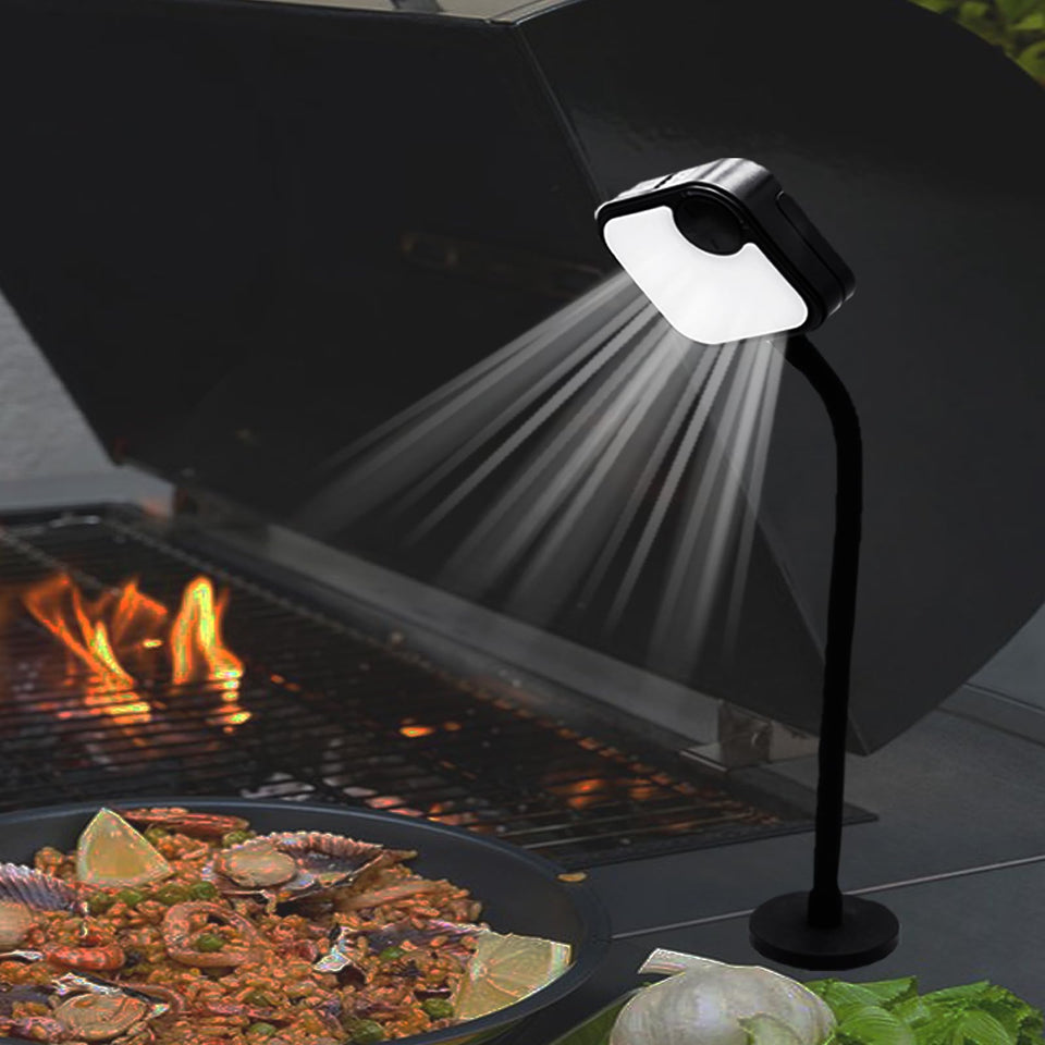 Dicross BBQ Grill Light with magnetic base illuminates grill surfaces for precise nighttime grilling.