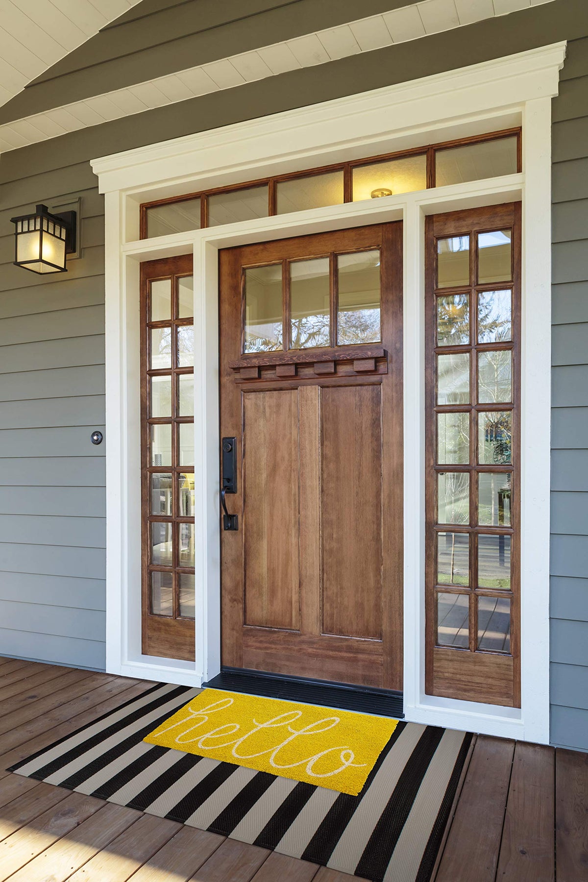 DII outdoor indoor doormat patio scene shows versatile placement.