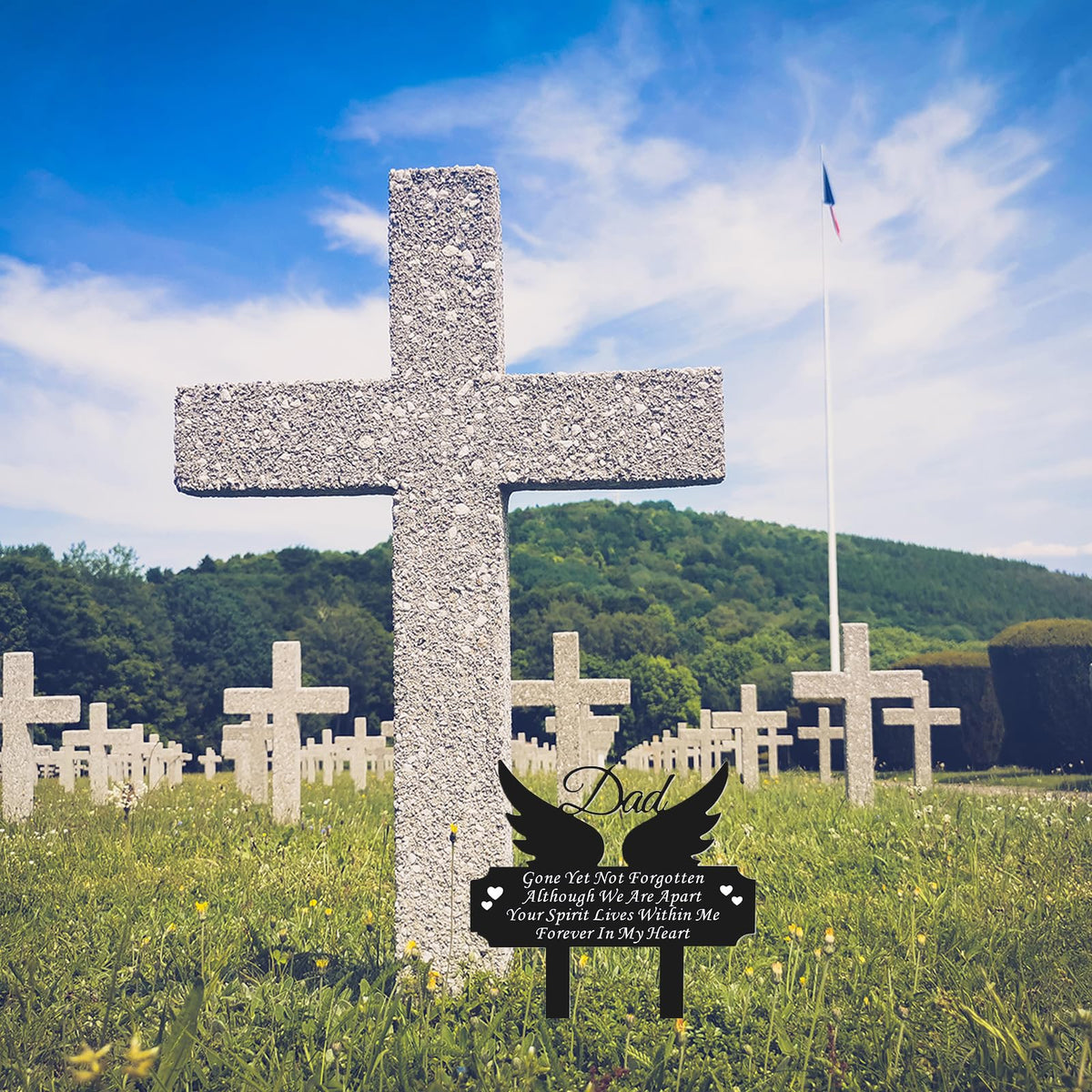 DMHMXZ easy-ground installation keeps the stake securely upright.