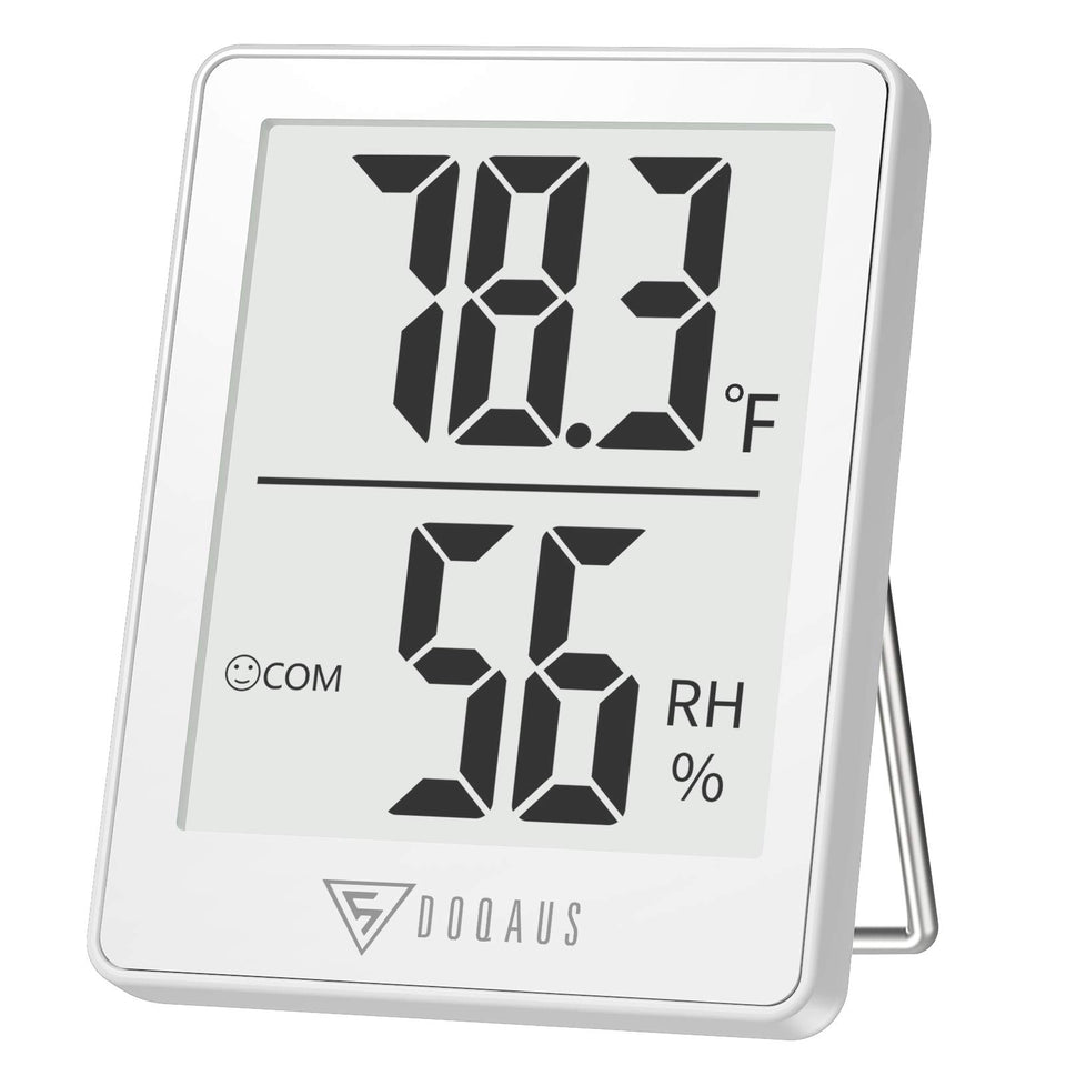 DOQAUS digital hygrometer front view with clear LCD for quick readings.