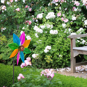 Dreamysoul metal wind spinner offers rustproof durability for outdoor use.