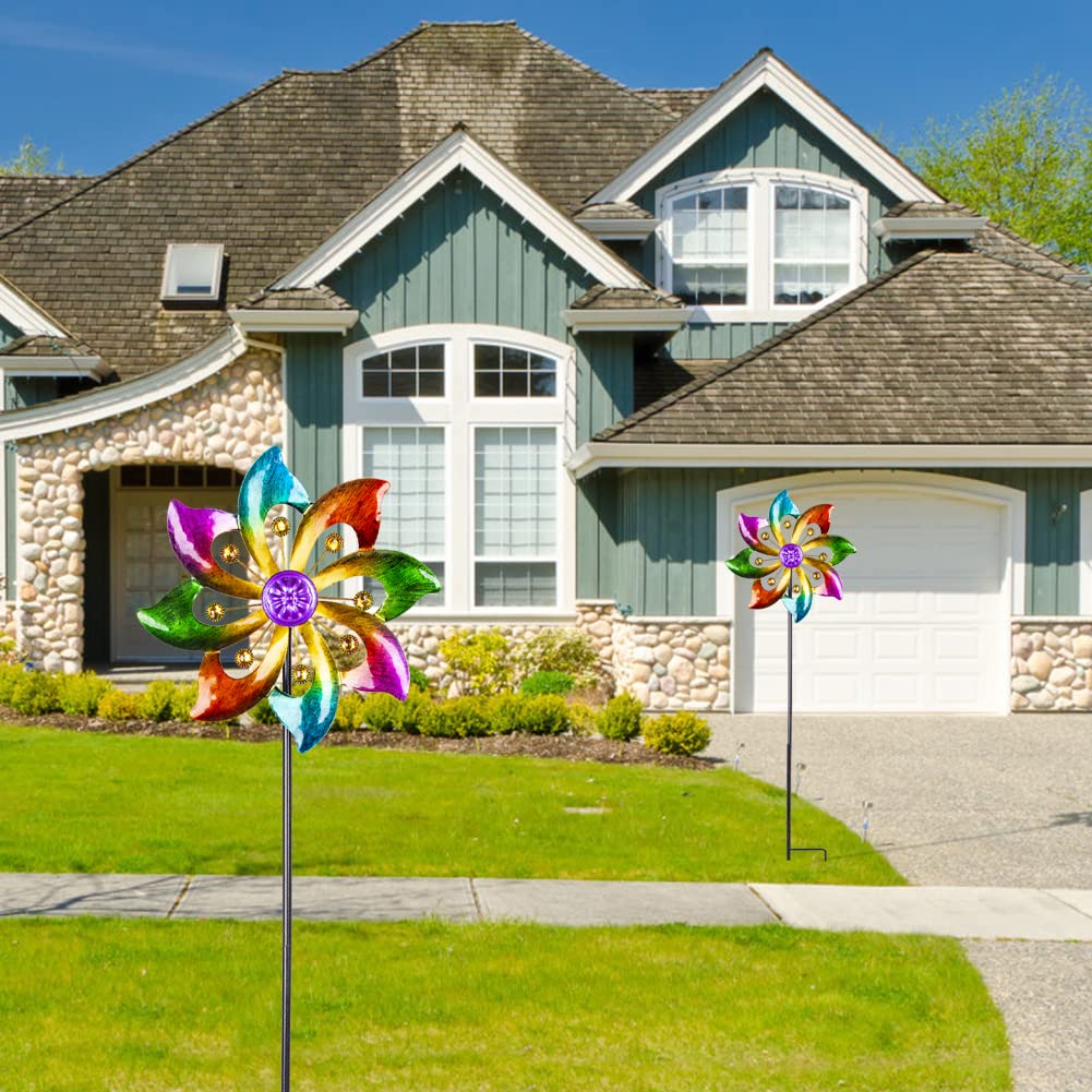 DREAMYSOUL outdoor spinner with rainbow colors adds kinetic charm to yards