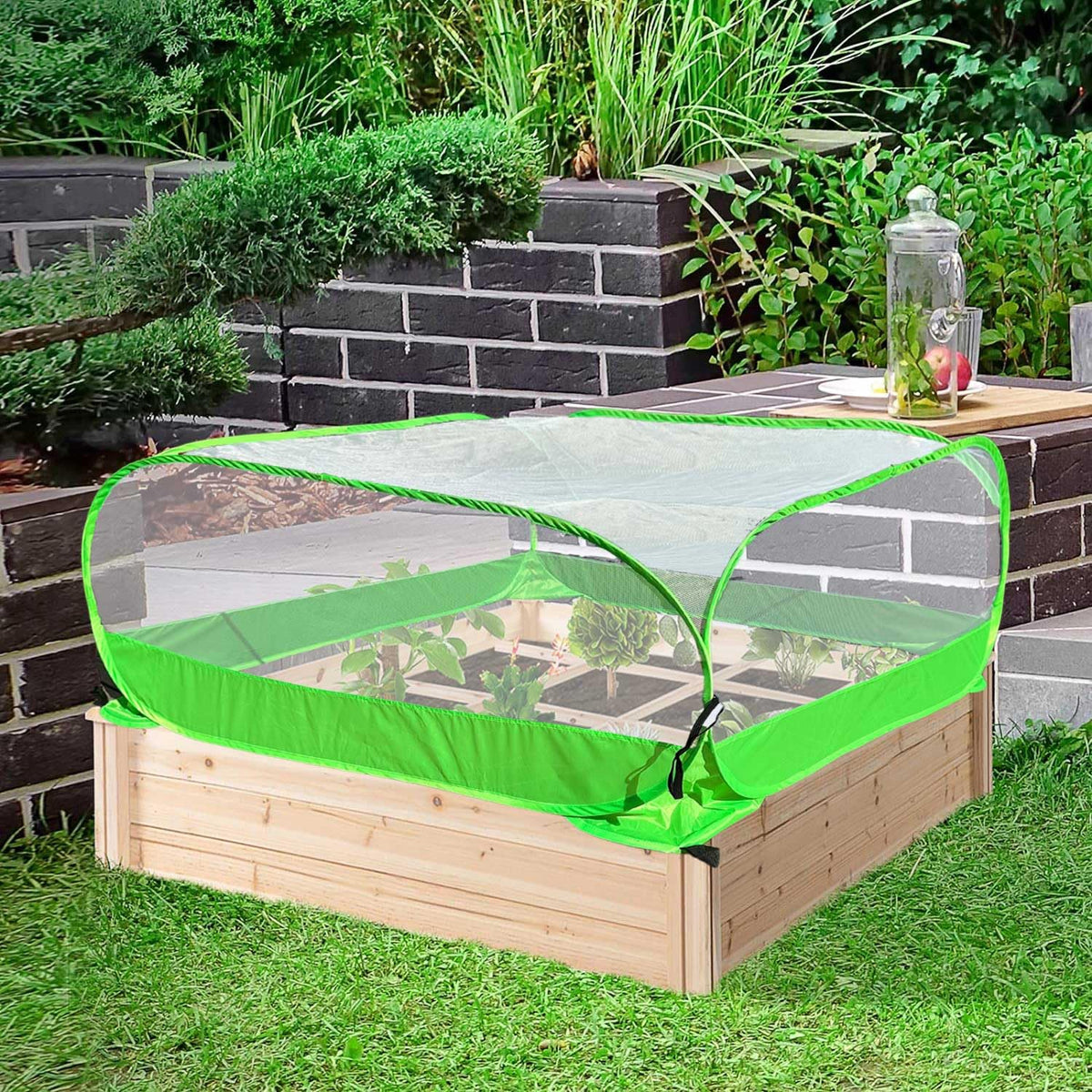 DredQcco pop-up plant cover folds into a storage bag