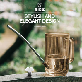 DR.UANG ergonomic handle offers comfortable grip during watering sessions.