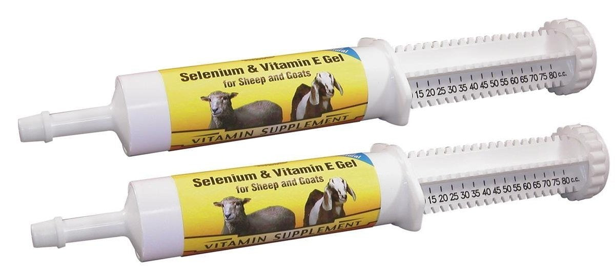 Durvet Selenium Vitamin E Gel tube for sheep and goats, easy administration for supplementation.