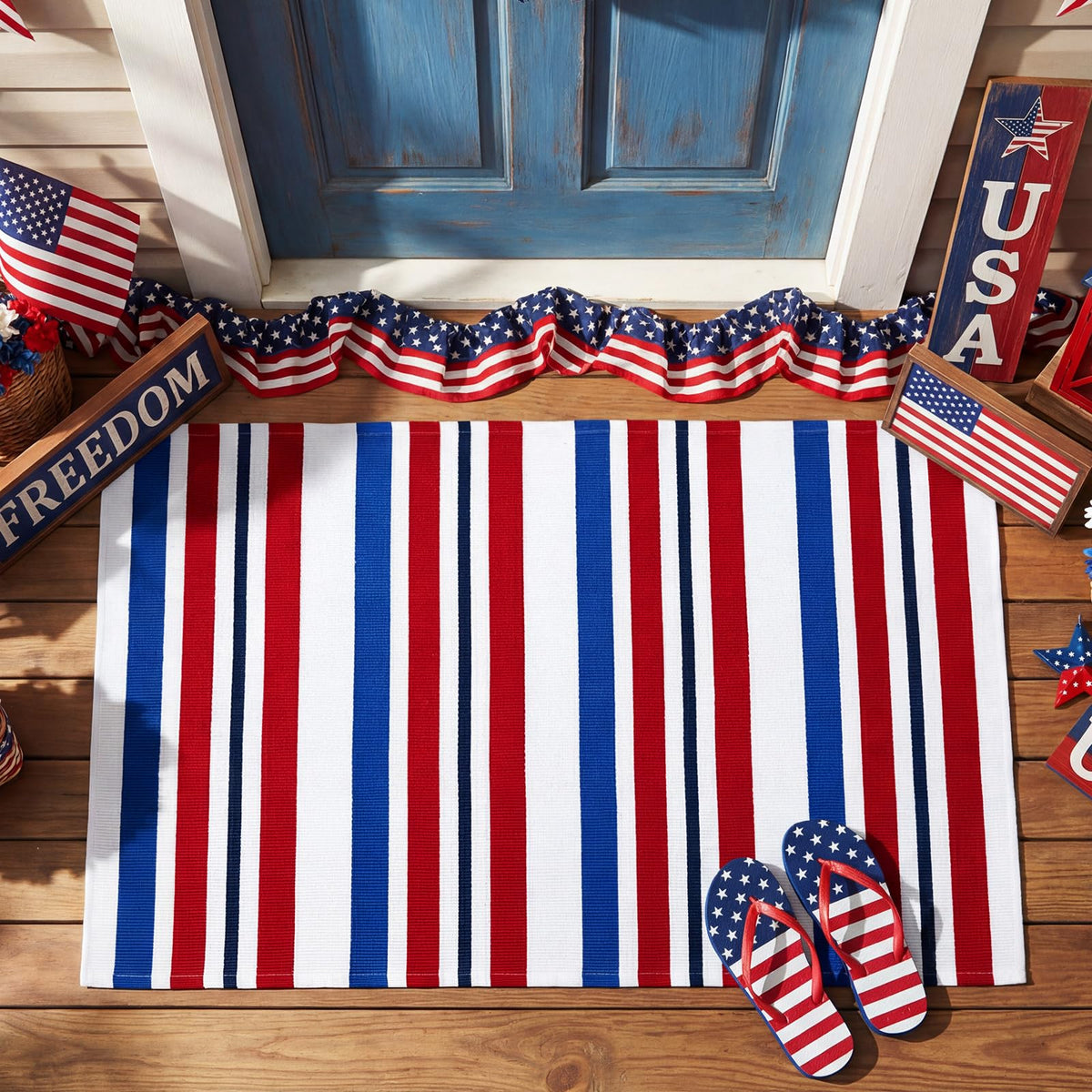 Duraaamo farmhouse-style striped door mat complements rustic entryways.