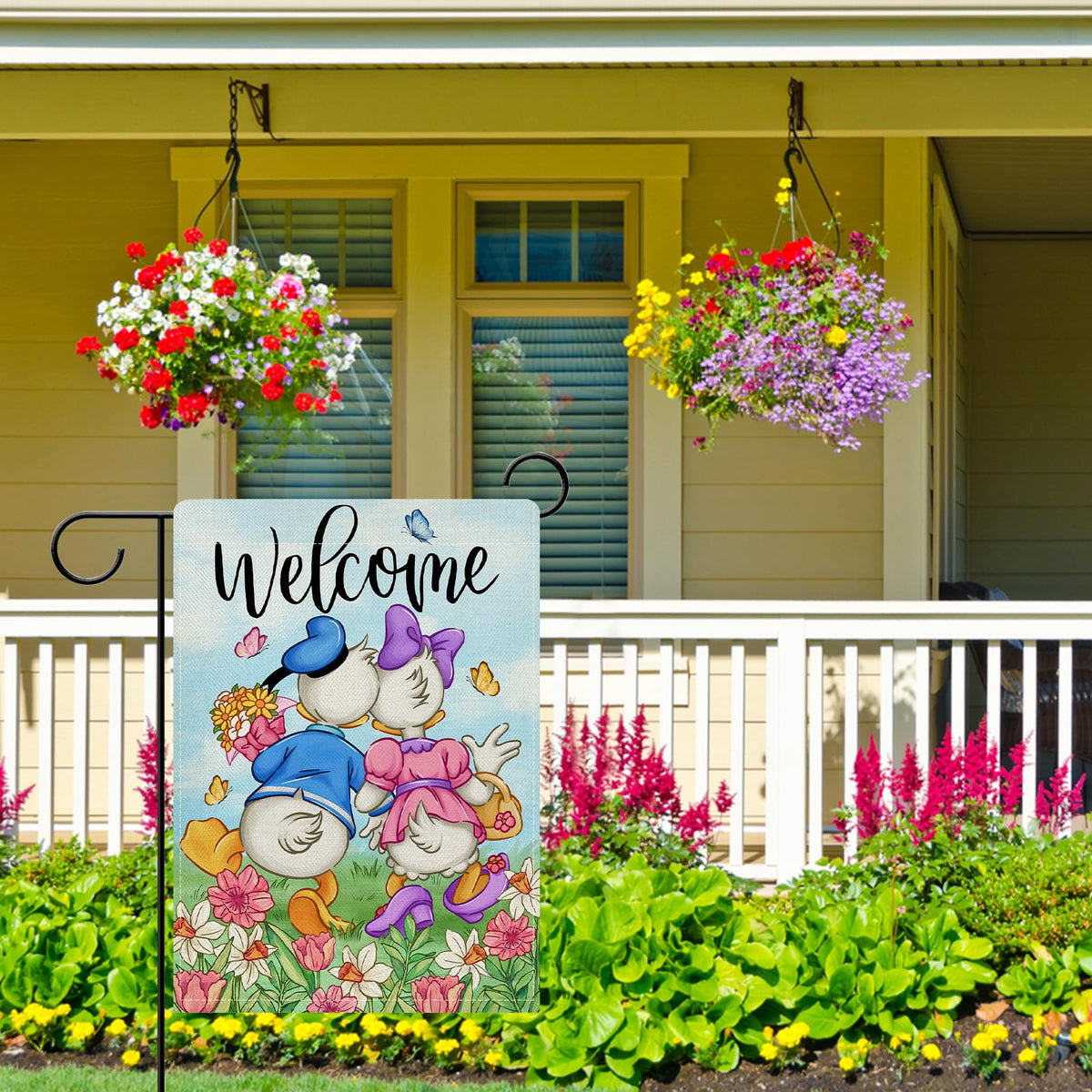 Dyrenson outdoor garden flag ideal for year-round entryways