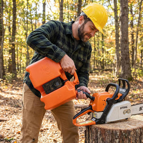 DZDY Stihl-compatible fuel container designed for easy refueling