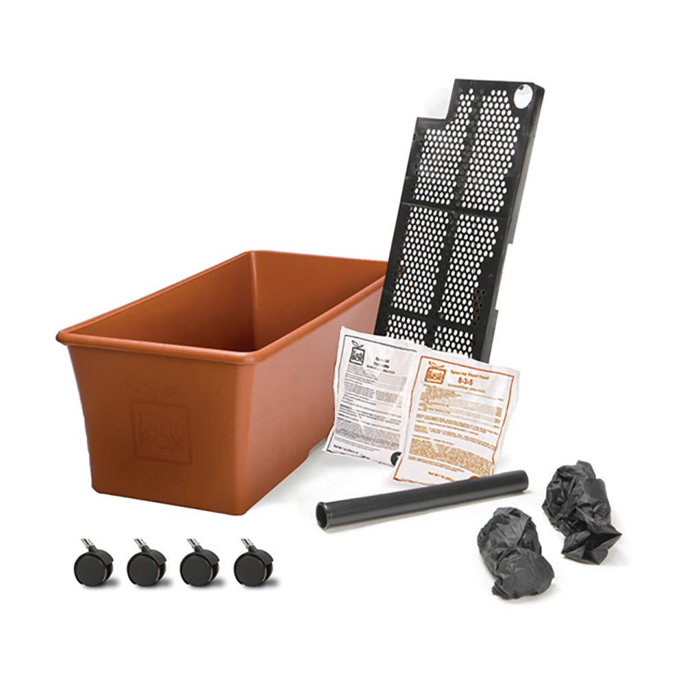 EarthBox 80155 with four casters allows easy mobility on patios