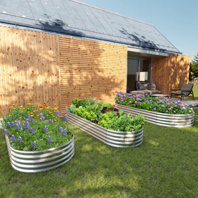 Easllre weather-resistant outdoor bed enduring seasonal use.