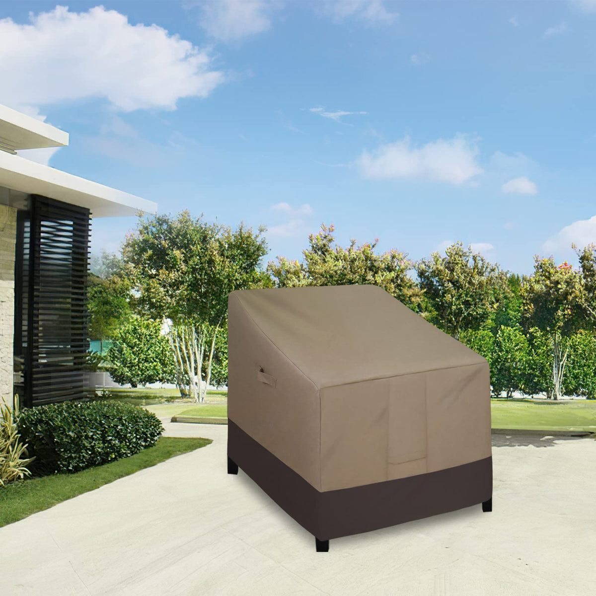Easy-Going chair cover made with heavy-duty oxford fabric for long-lasting protection.