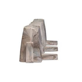 EasyFlex overlapping post system creates continuous, gap-free borders.