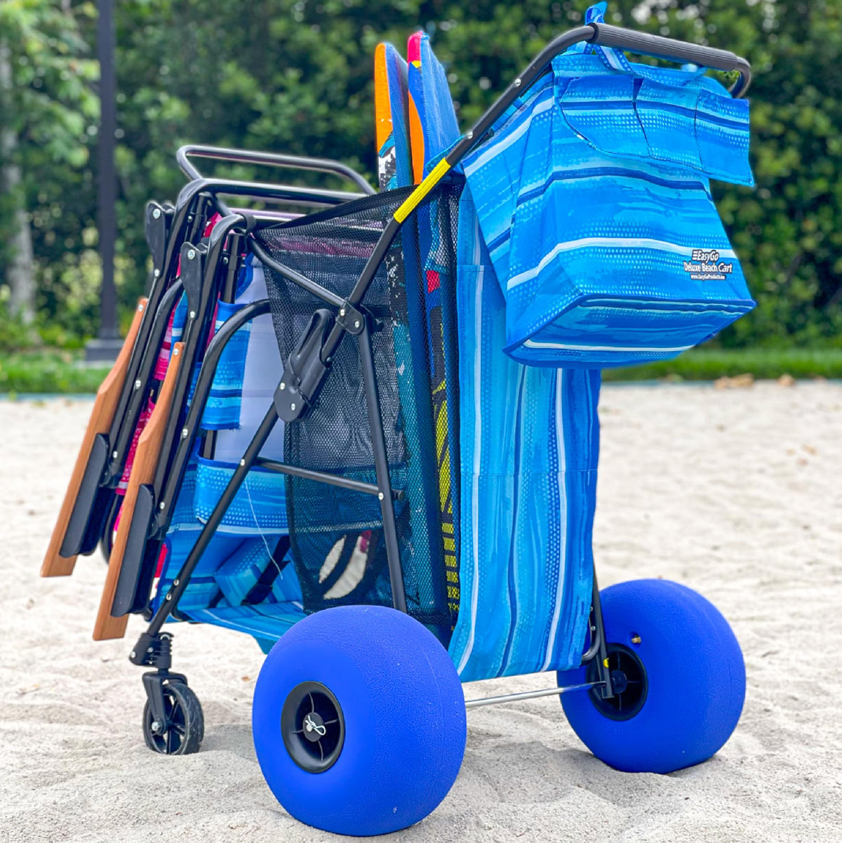 EasyGo Deluxe Beach Cart folding mechanism for compact storage