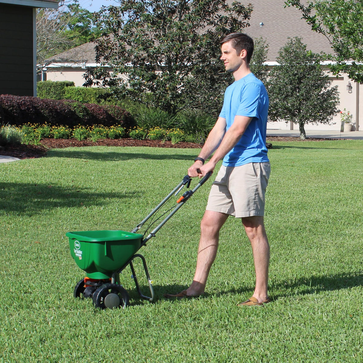Ecologel Hydretain potted-plants depicts healthier greenery with less frequent watering.
