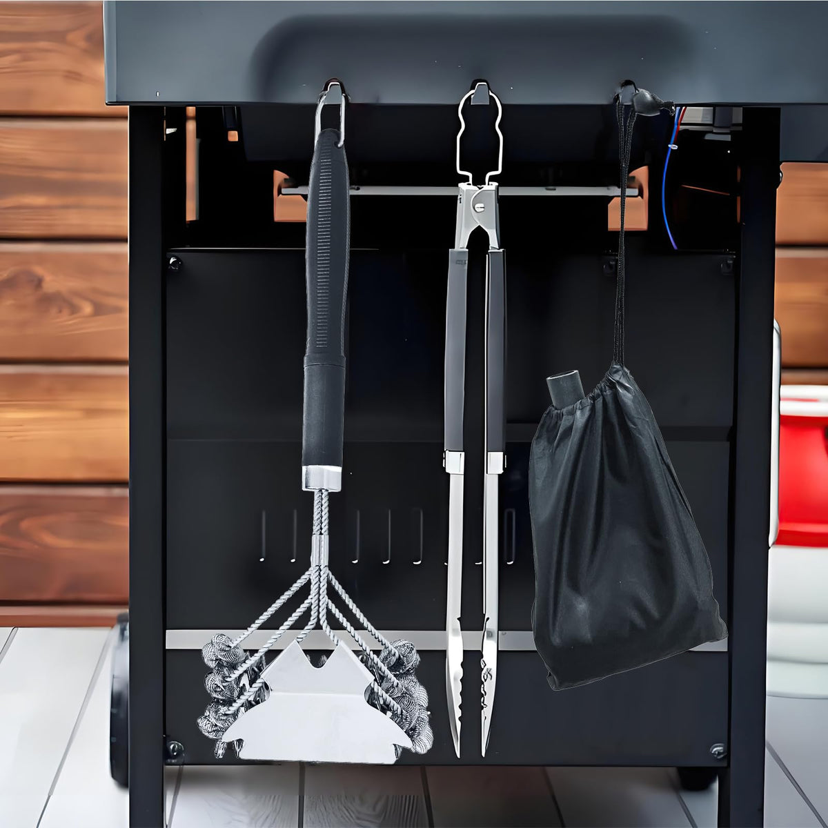 Integrated stainless steel scraper tackles stuck-on residue quickly.