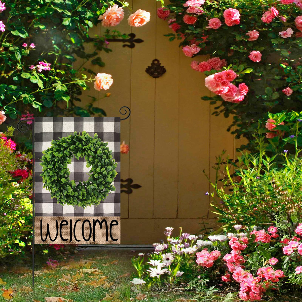 EKOREST Summer Boxwood Wreath flag for patio, weather-resistant and durable