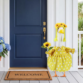 EKOREST easy-attach goose outfit for quick outdoor decorating