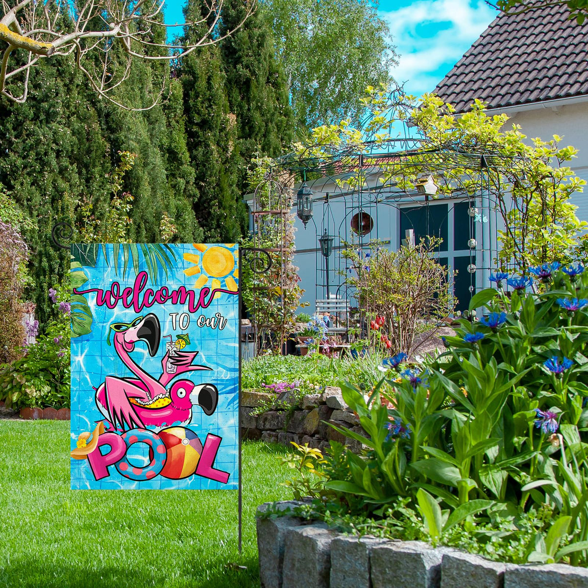 EKOREST weather-resistant flamingo pool flag stays vibrant in sun and wind.