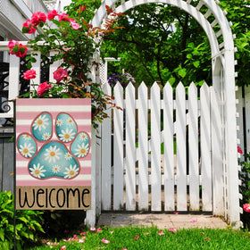 EKOREST Welcome Summer flag adds cheerful porch, lawn, or patio ambiance.