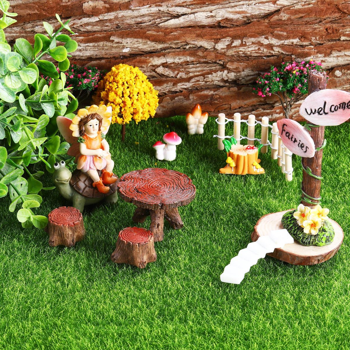 Elcoho set of 12 artificial grass pieces for expansive DIY scenes.
