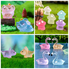 ElpizoFos frog luminous figurine enhances ponds and terrariums.