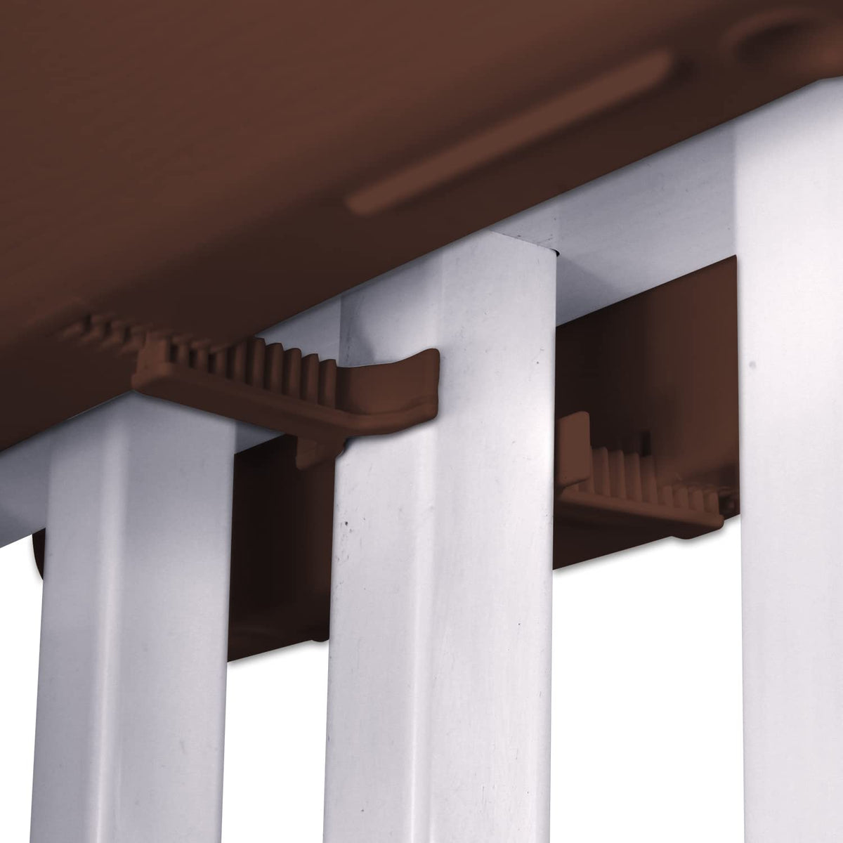Emsco Bloomers drainage holes promote healthy root airflow and prevent overwatering