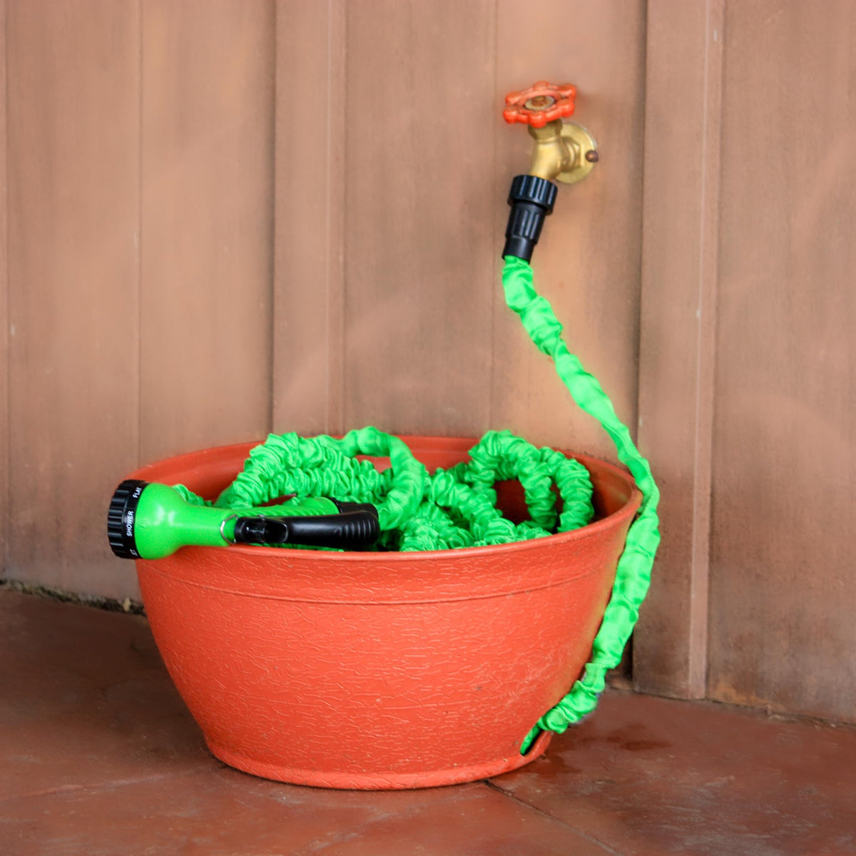 EMSCO Expandable Hose Hider resists heat thanks to polymer resin construction.
