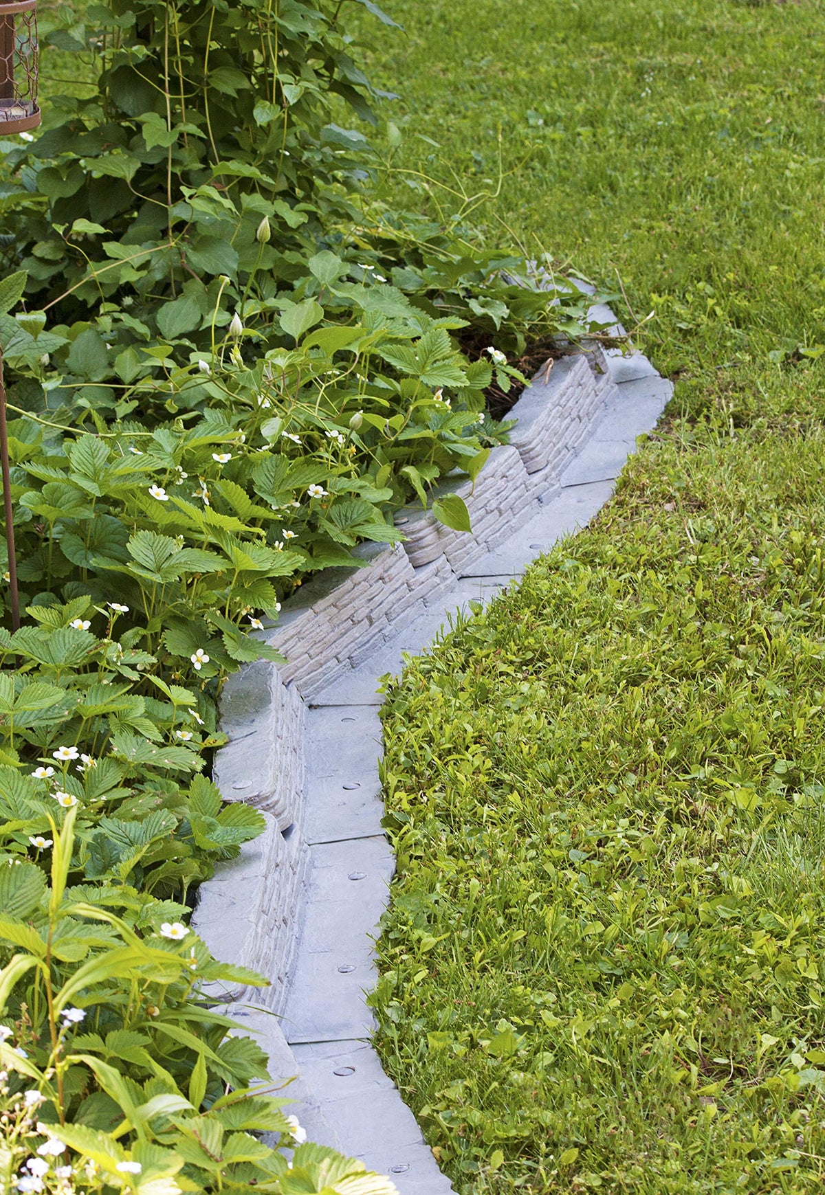 Emsco Group Bedrocks 20-foot bundle for quick lawn border setup.