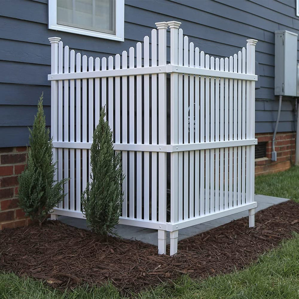 Enclo Huntersville no-dig privacy screen front view with decorative swooped pickets for privacy.