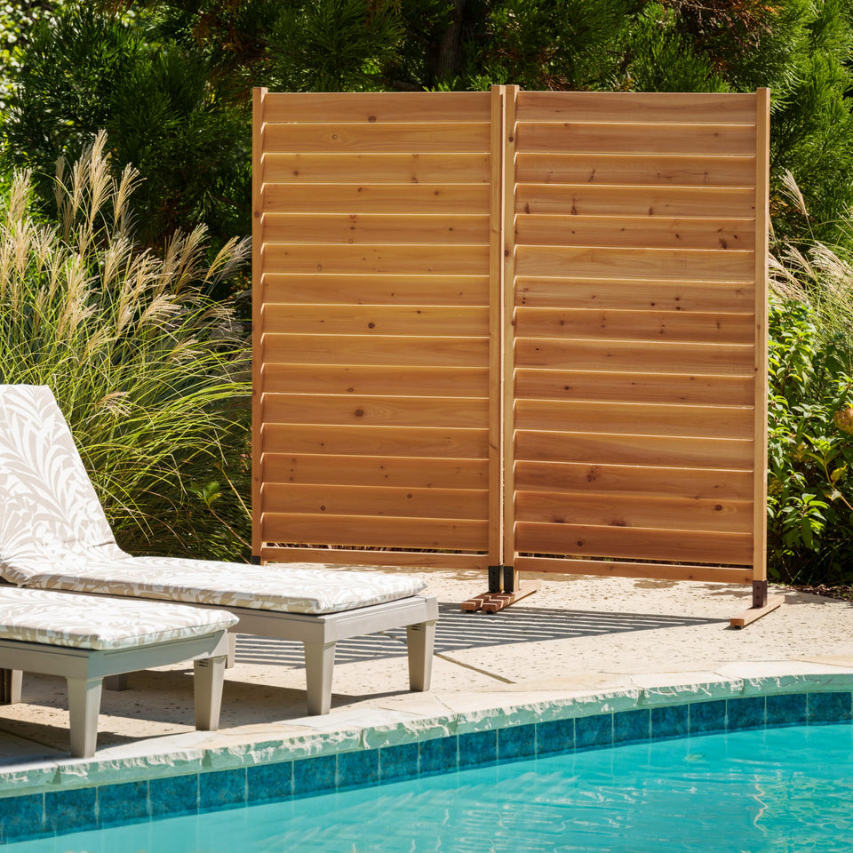 Enclo Privacy Screen wood panel close-up showing natural grain for balcony privacy.