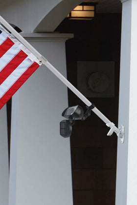 Enrybia solar flag light provides reliable night-time illumination.