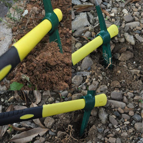 Compact ESCULTORA pickaxe fits into a backpack for travel and camping.