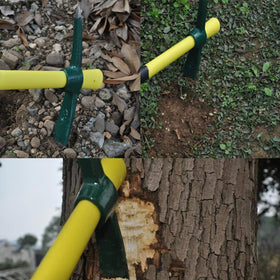 Rust-resistant head coating on the ESCULTORA pickaxe for outdoor resilience.