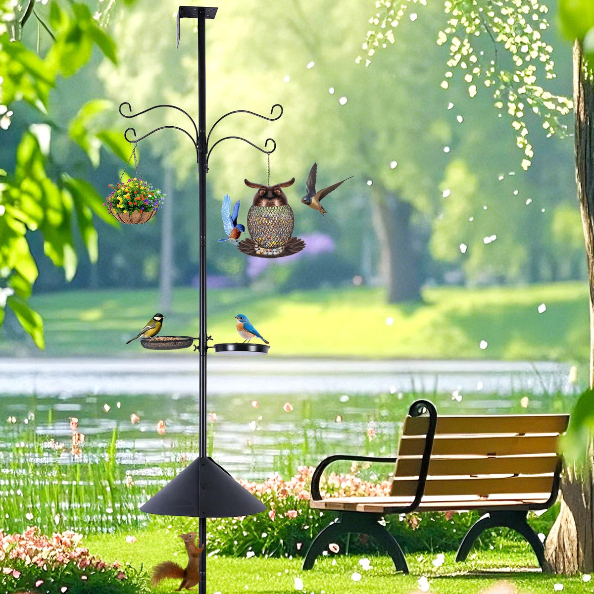 EUSWOUIP squirrel-baffle design prevents intruders while birds feed.