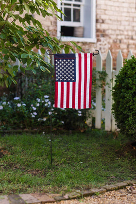 Evergreen Flag garden flag stand fit for patios and porches