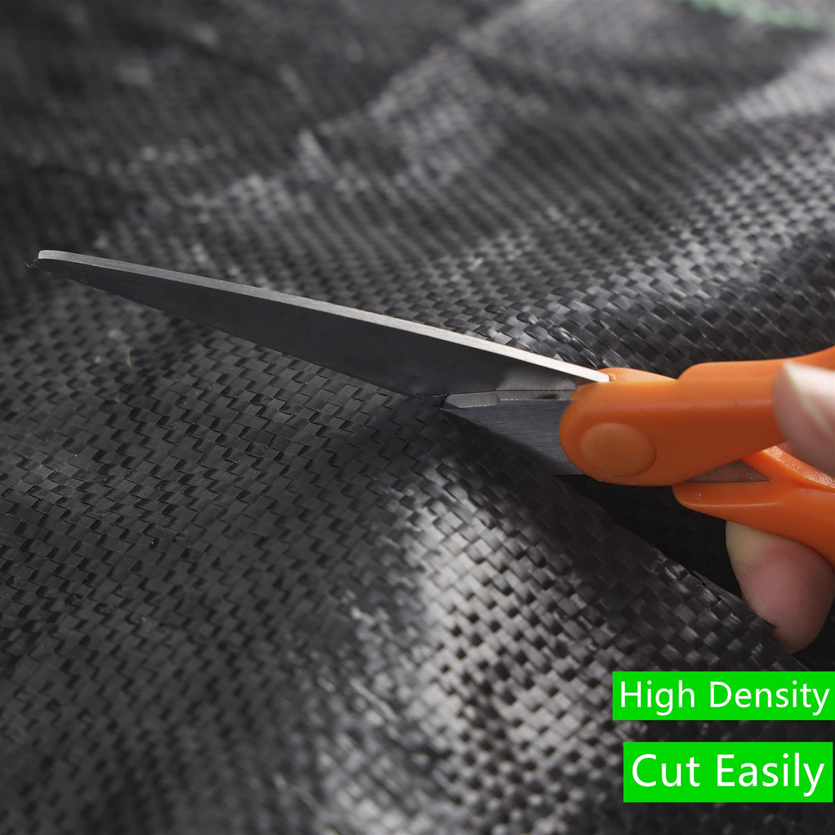 EXTRAEASY tear-resistant landscape fabric ready for long-lasting outdoor use.