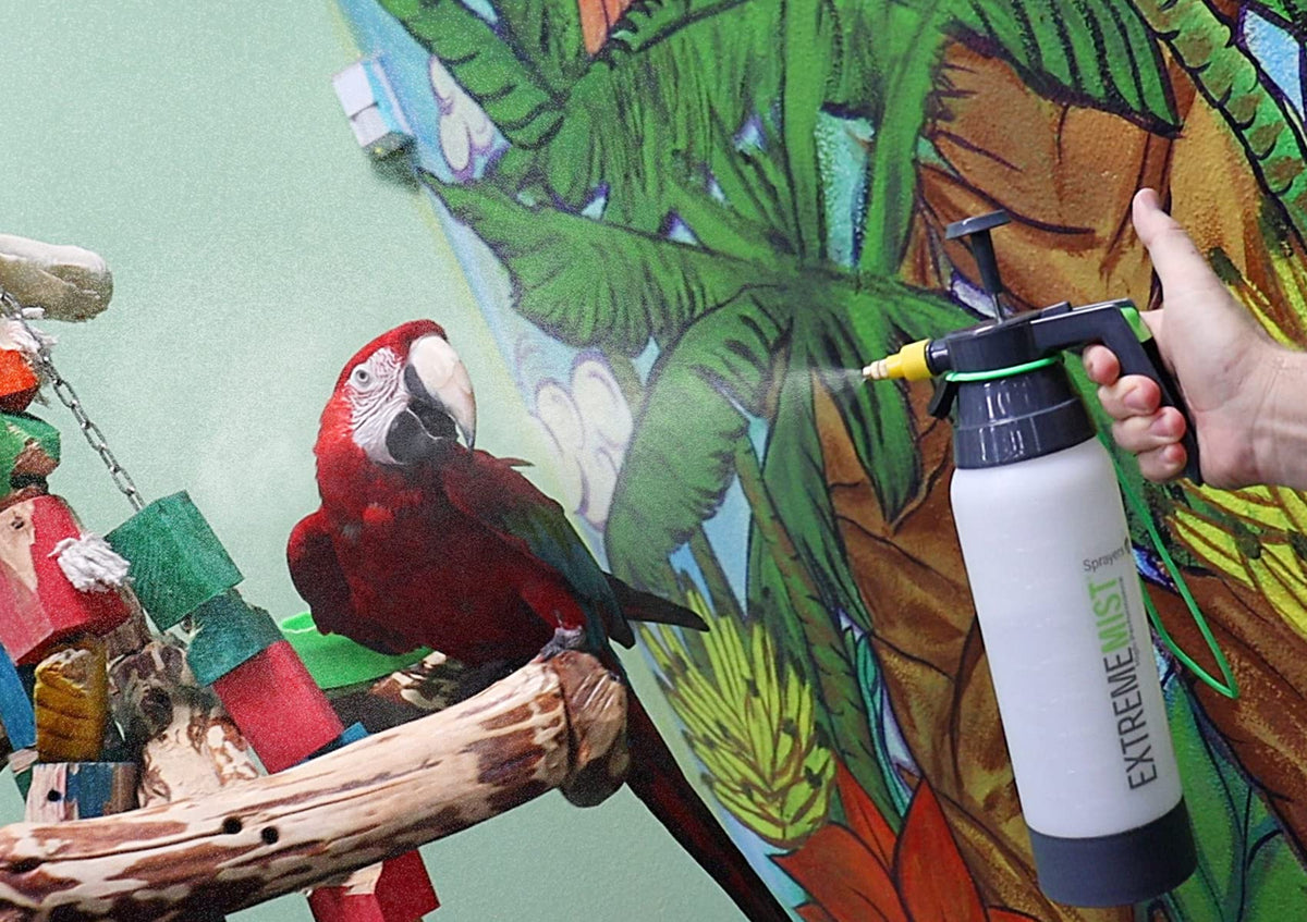 ExtremeMIST jet-mode nozzle for powerful cage cleaning when needed.