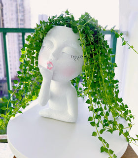 EylbKey anti-friction pads on face planter protect surfaces.