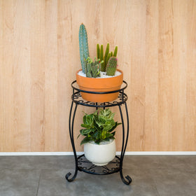FaithLand plant stand triangular sturdy emphasizes durable corner display.
